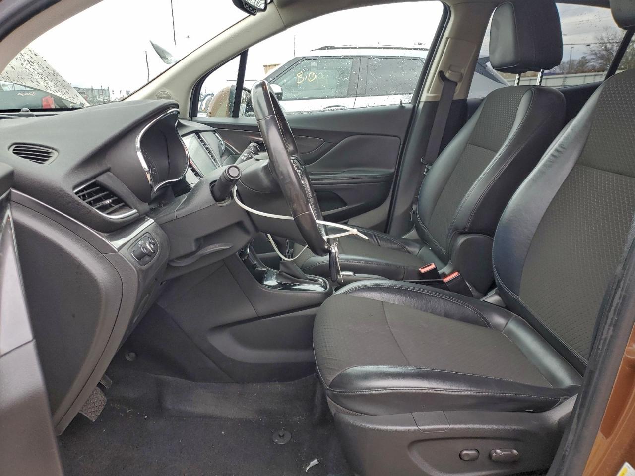 2017 BUICK ENCORE SPORT TOURING photo 7