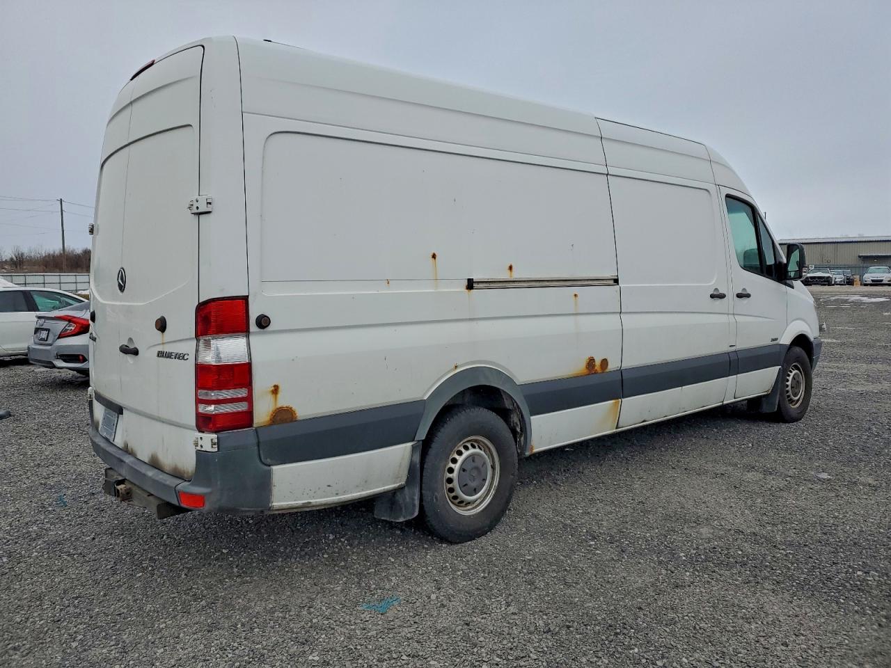 2013 MERCEDES-BENZ SPRINTER 2500 photo 3