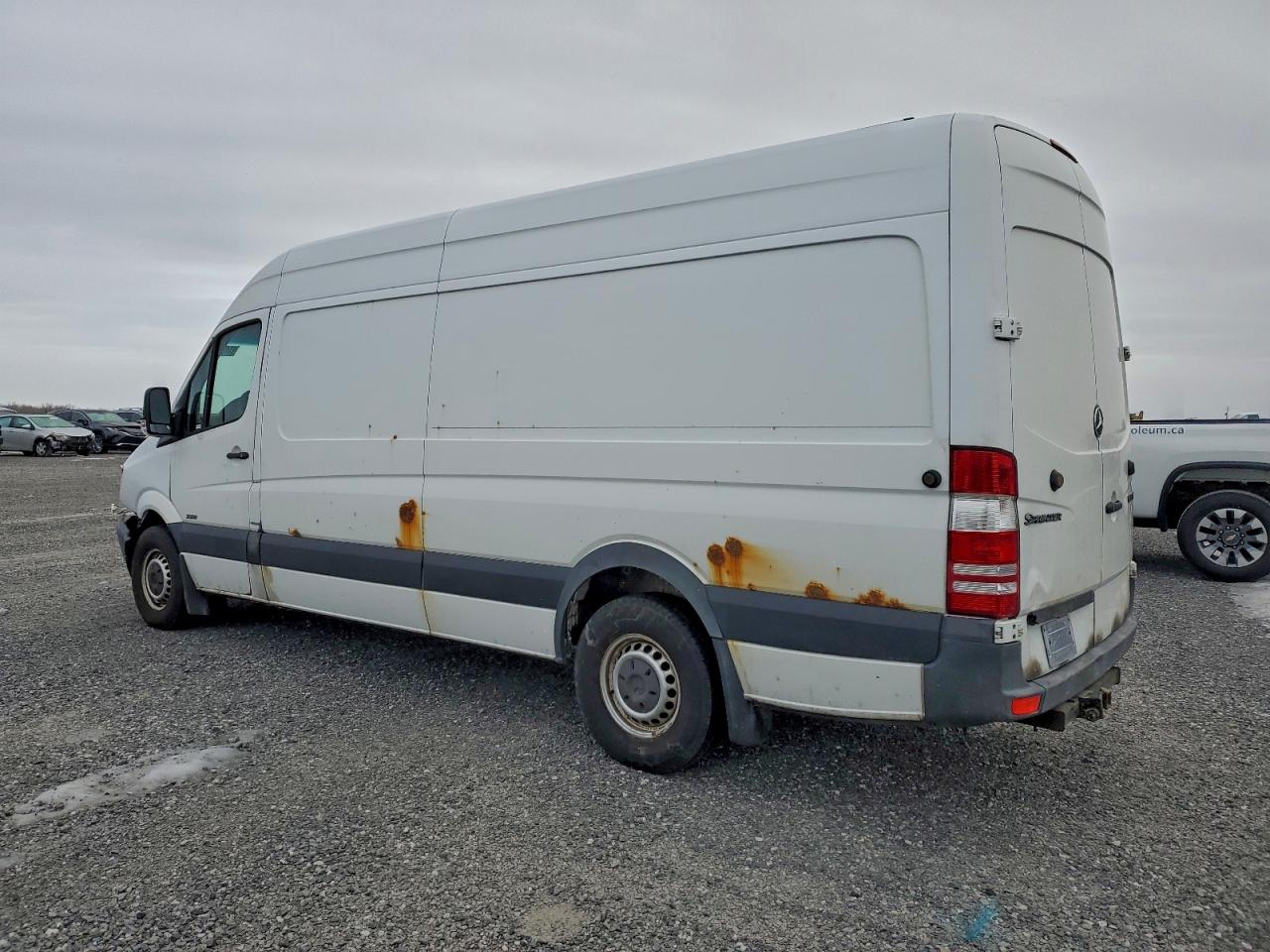2013 MERCEDES-BENZ SPRINTER 2500 photo 2