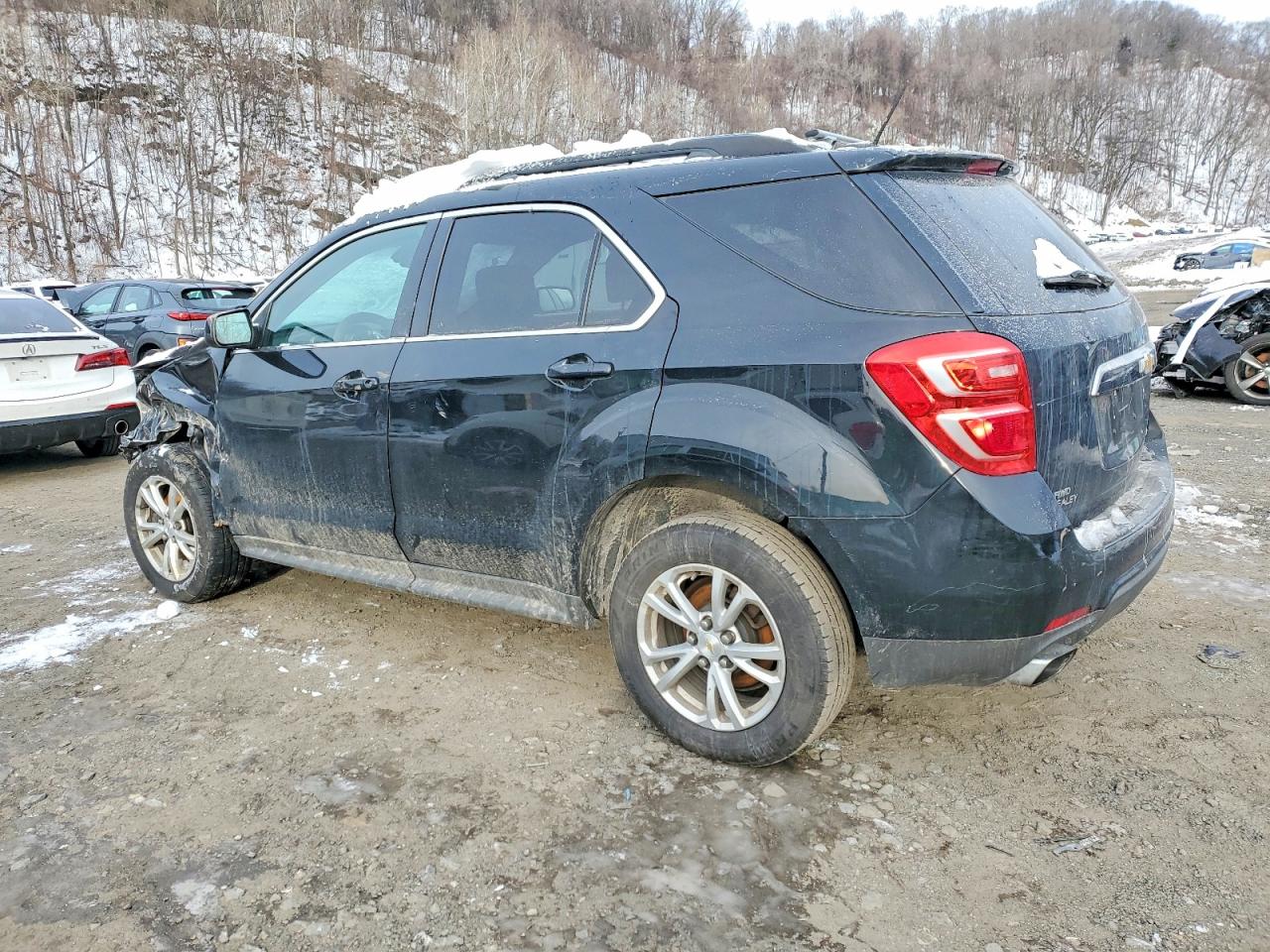 2016 CHEVROLET EQUINOX LT photo 4