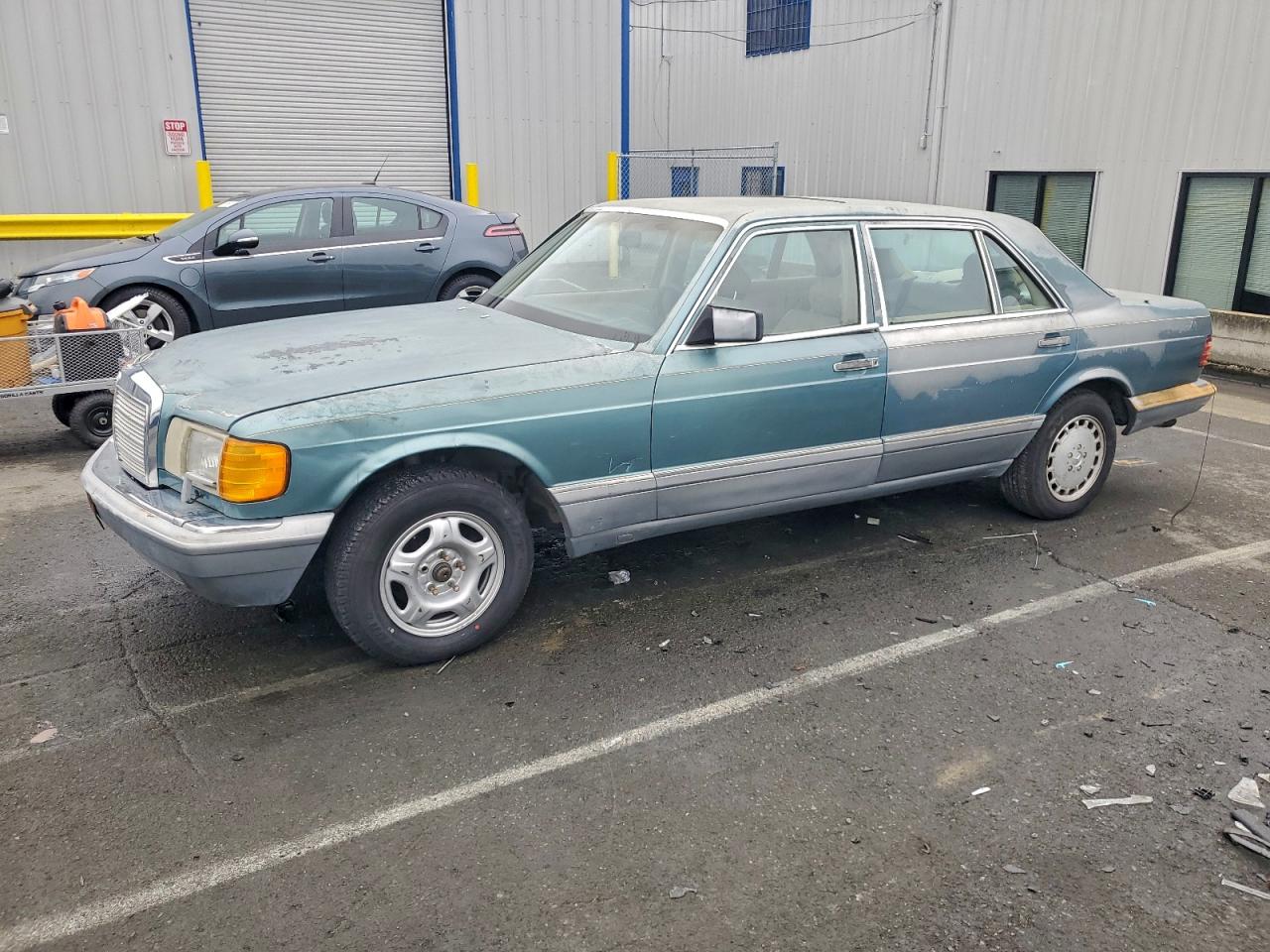 1986 MERCEDES-BENZ 300