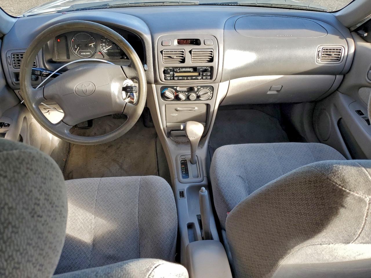 2000 TOYOTA COROLLA VE photo 8