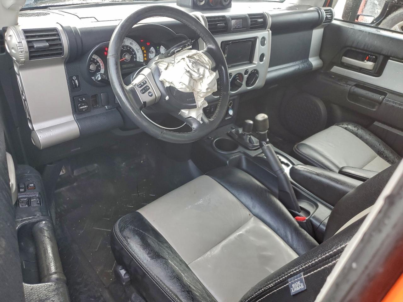 2007 TOYOTA FJ CRUISER photo 8