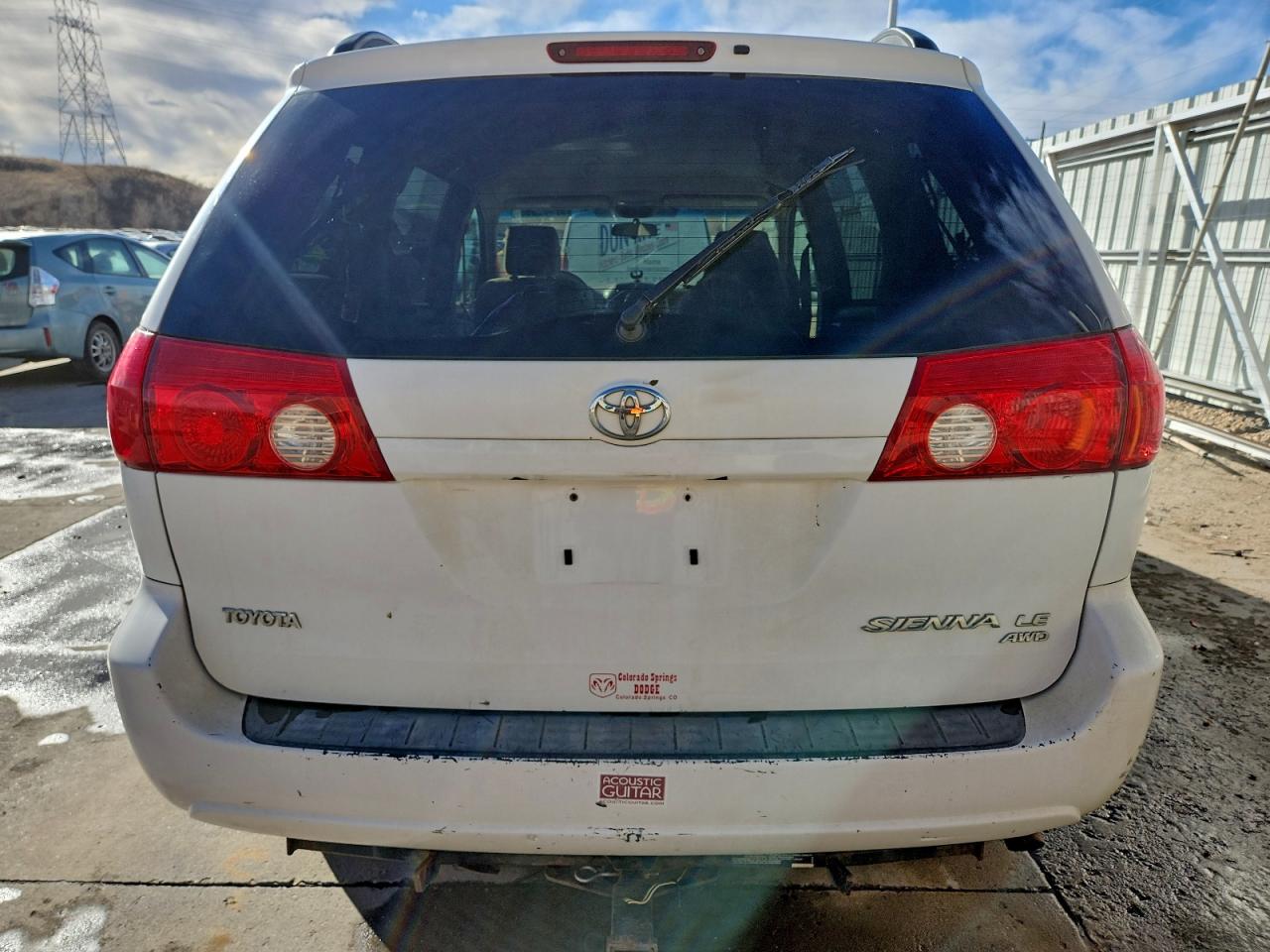 2007 TOYOTA SIENNA LE 7-PASSENGER photo 6
