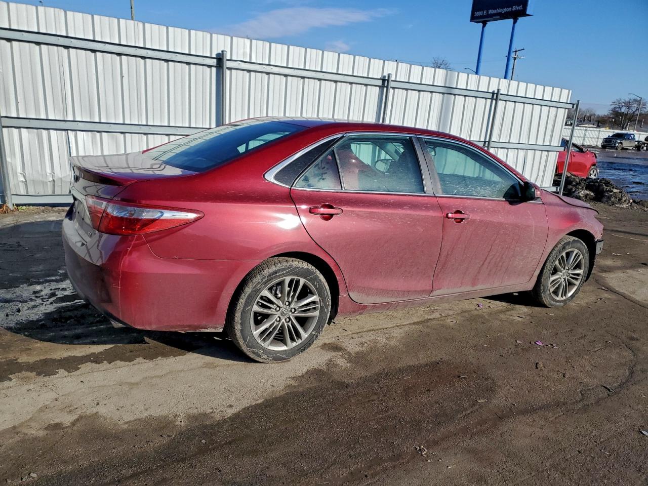2015 TOYOTA CAMRY LE photo 7