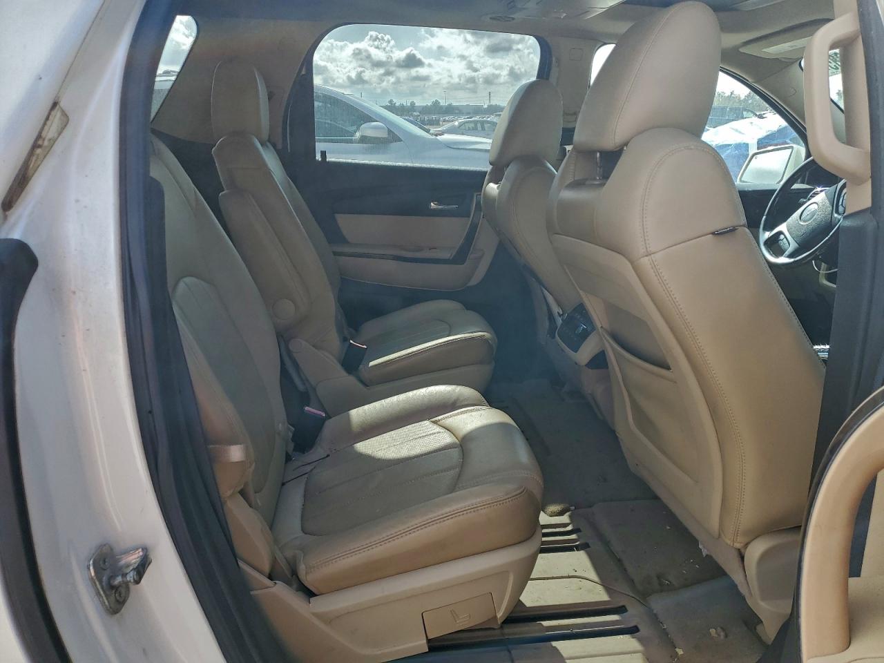 2011 GMC ACADIA photo 10