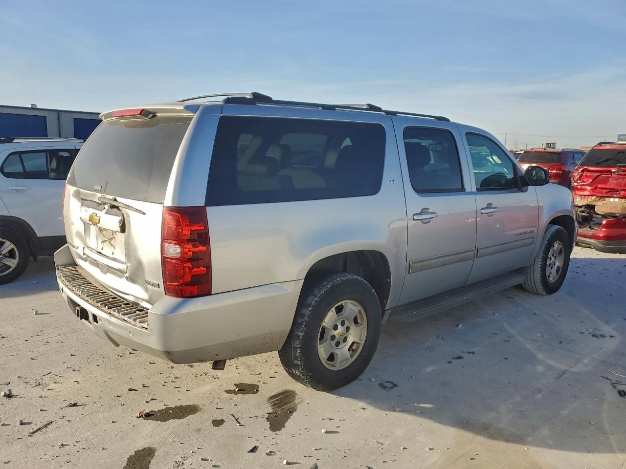 2012 CHEVROLET SUBURBAN C1500 LT photo 3