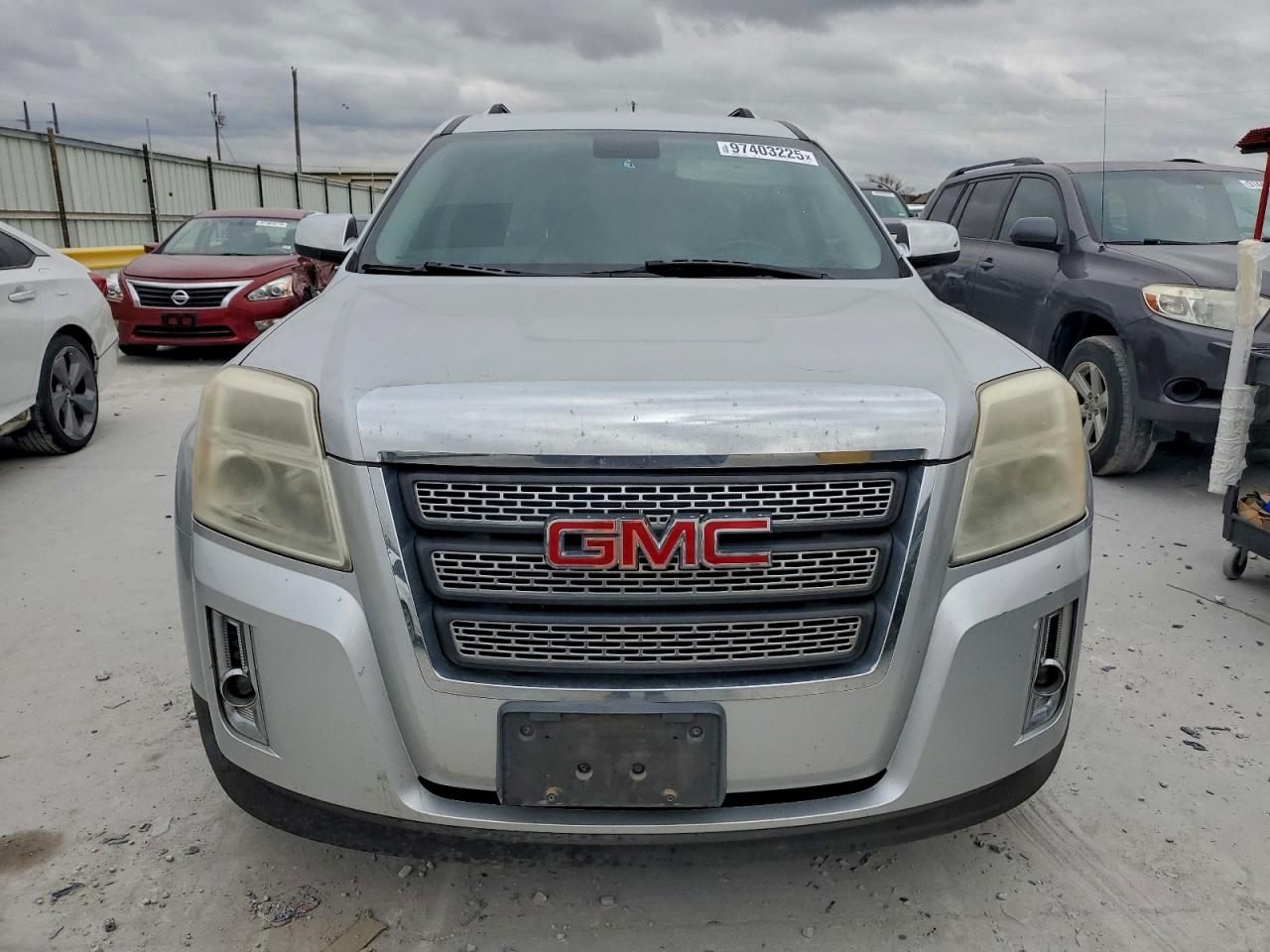 2012 GMC TERRAIN SLT photo 5