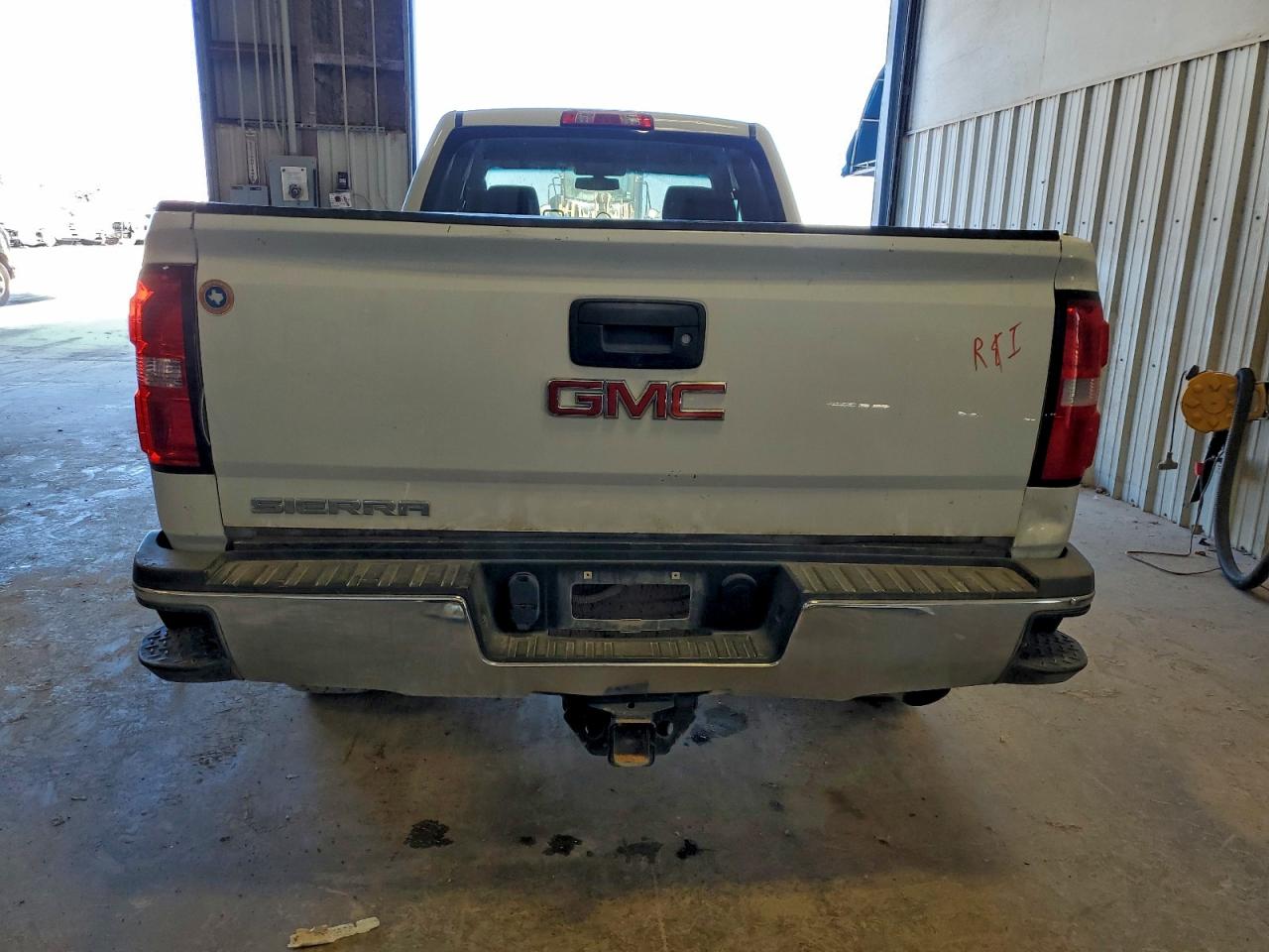 2017 GMC SIERRA K2500 HEAVY DUTY photo 6