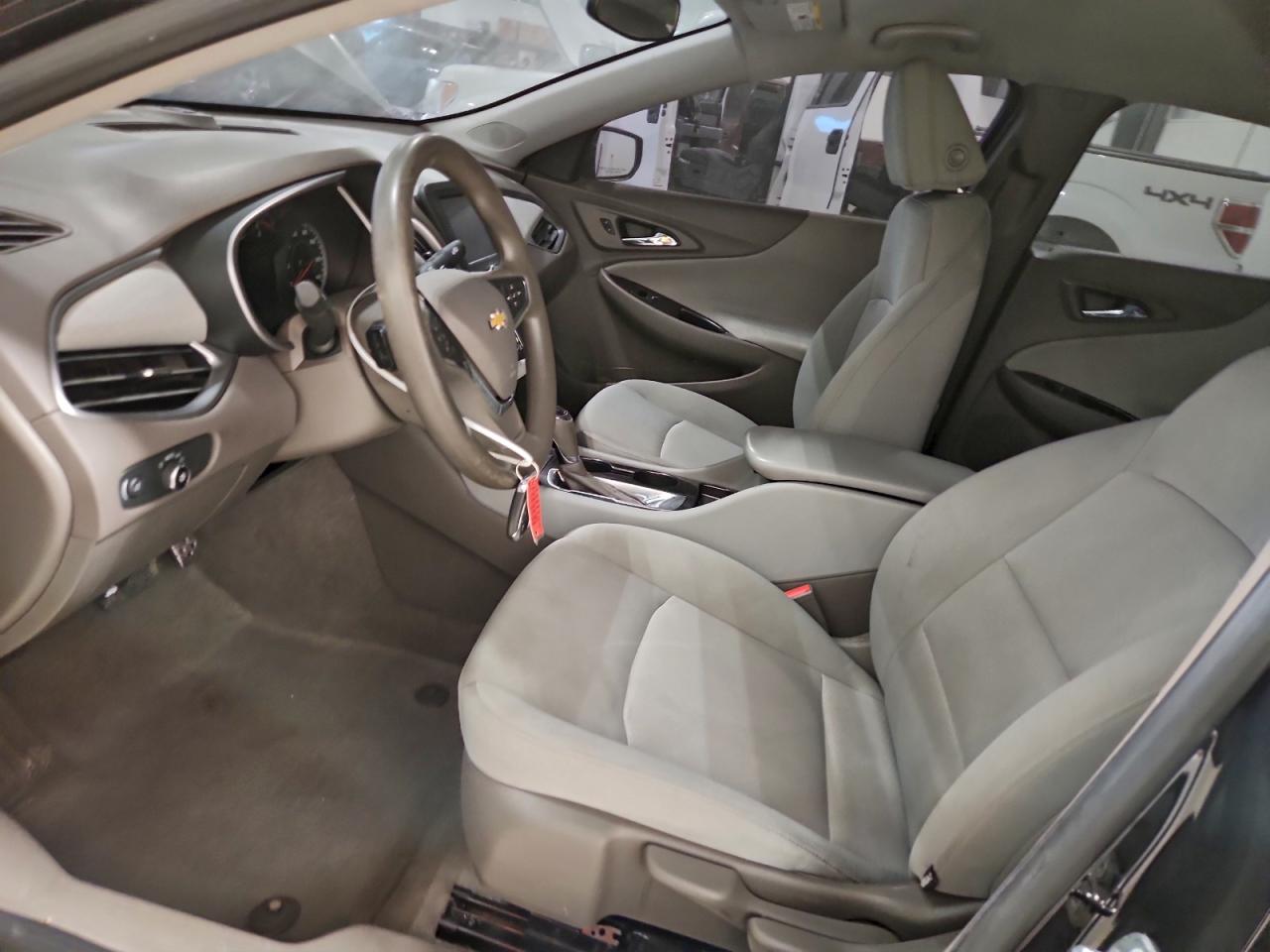 2017 CHEVROLET MALIBU LS photo 7
