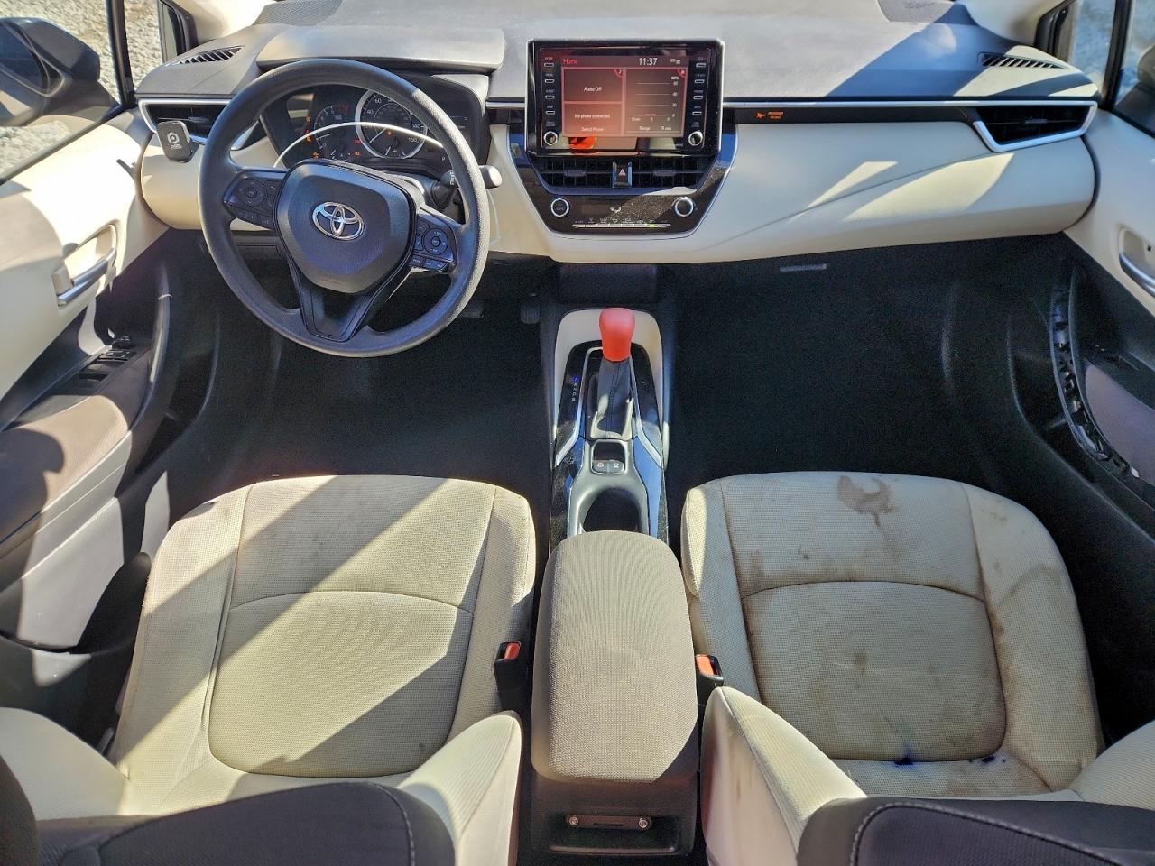 2021 TOYOTA COROLLA LE photo 8