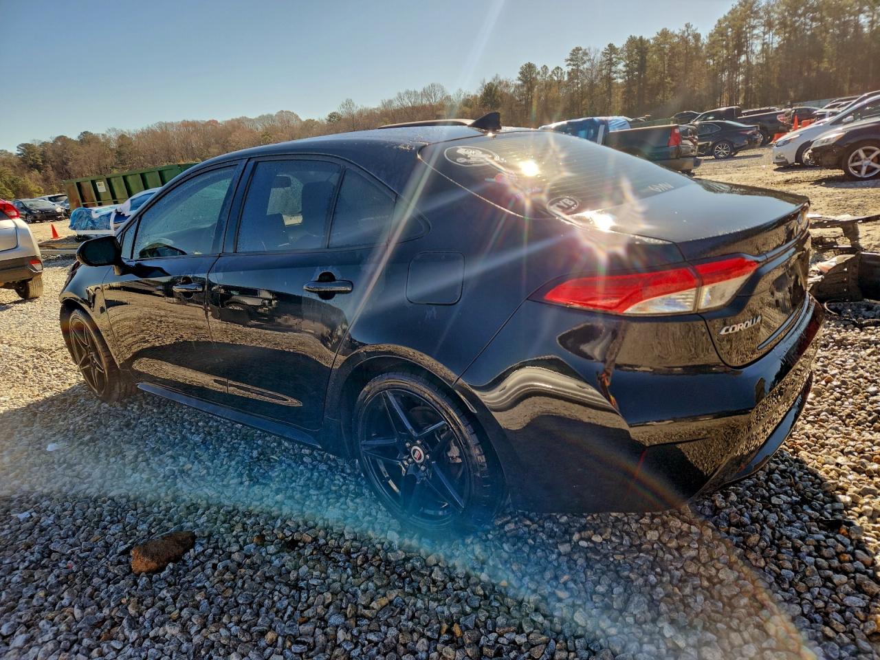 2021 TOYOTA COROLLA LE photo 2