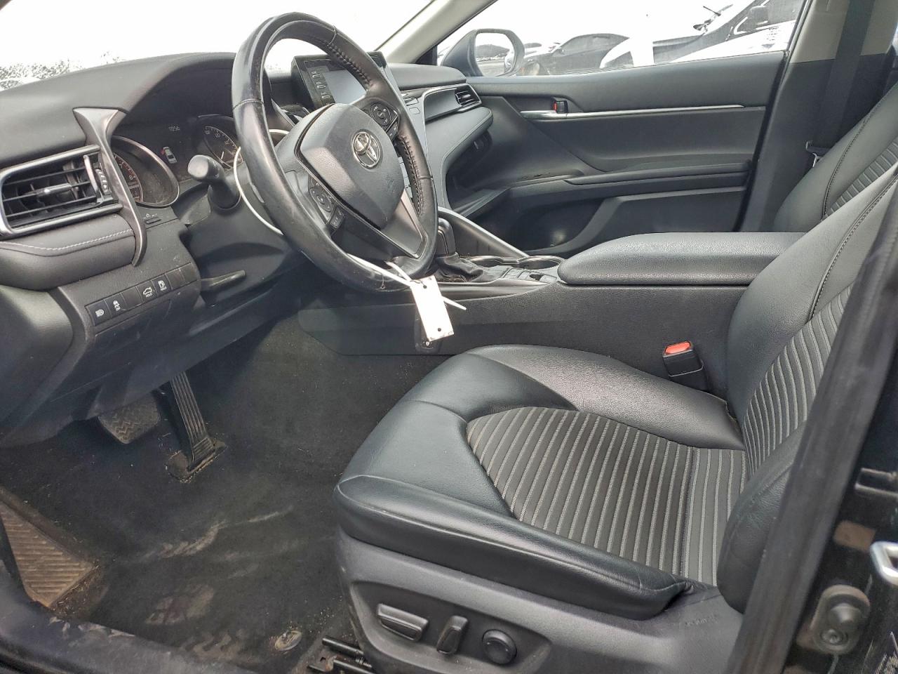 2022 TOYOTA CAMRY SE photo 7