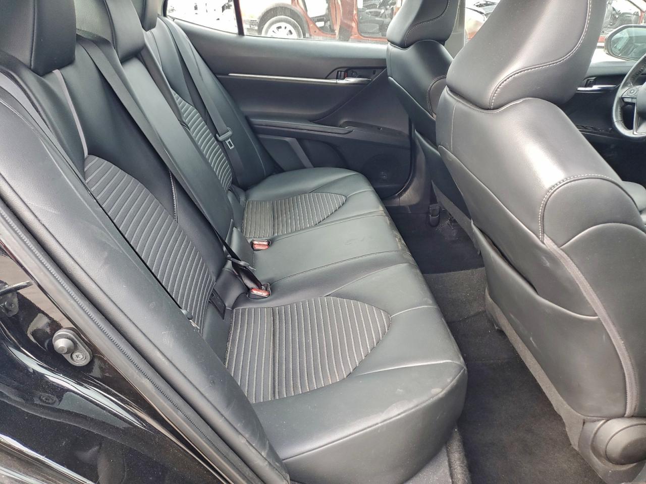 2022 TOYOTA CAMRY SE photo 10
