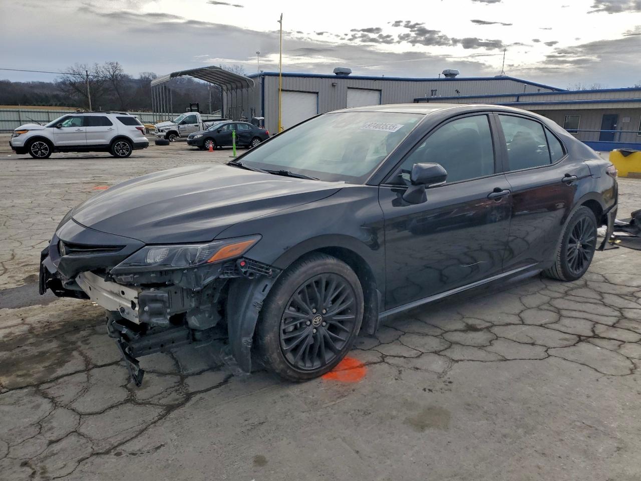 2022 TOYOTA CAMRY
