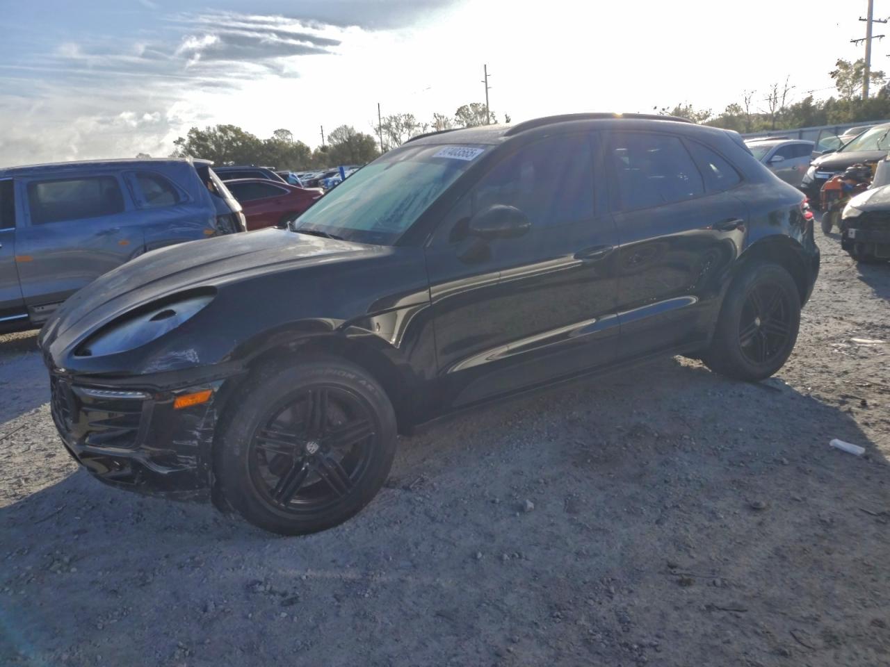 2018 PORSCHE MACAN