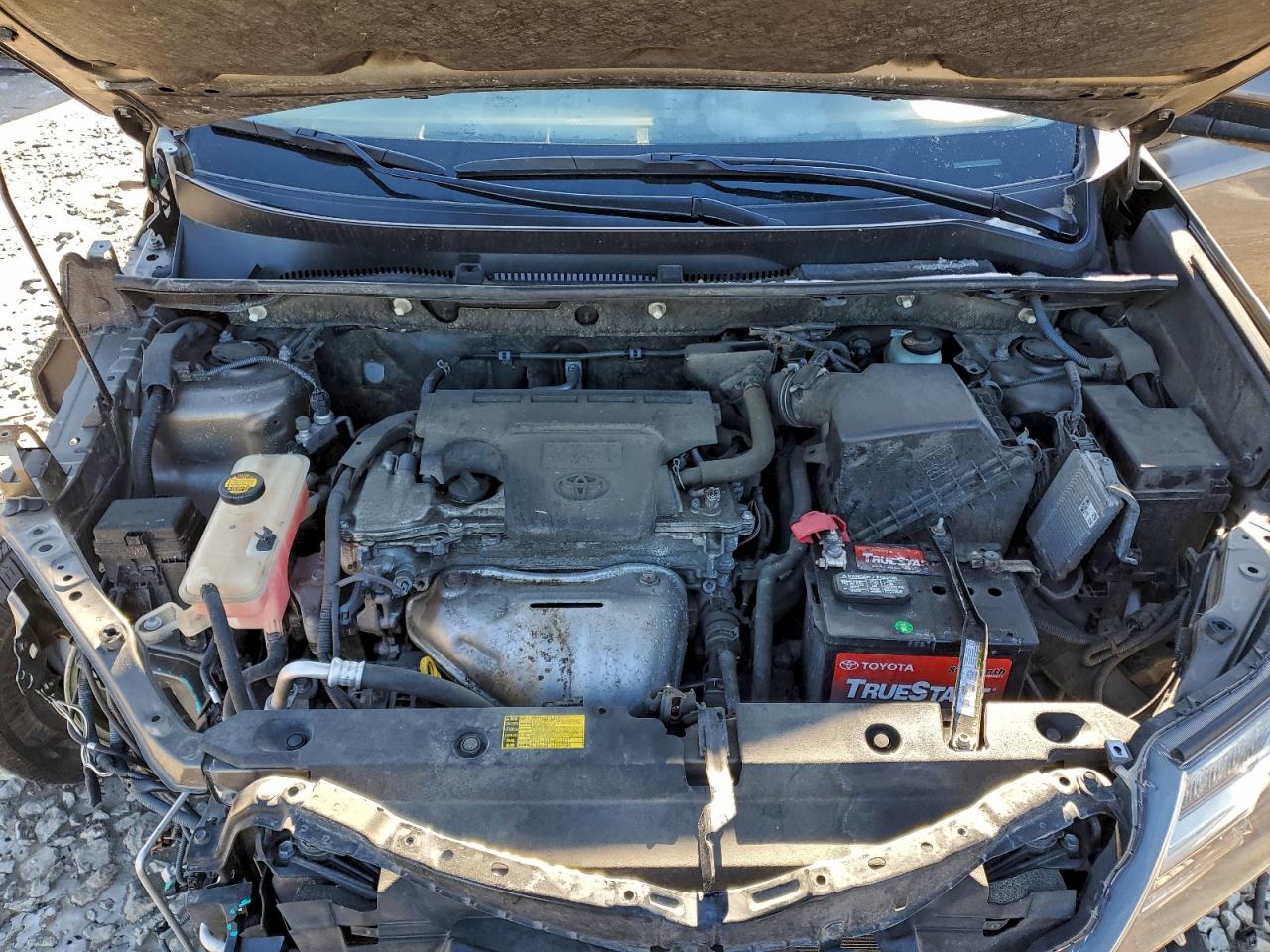 2013 TOYOTA RAV4 XLE photo 11