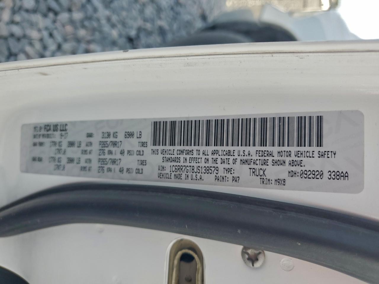 2018 RAM 1500 SLT photo 12