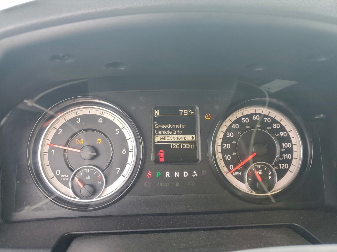 2018 RAM 1500 SLT photo 9