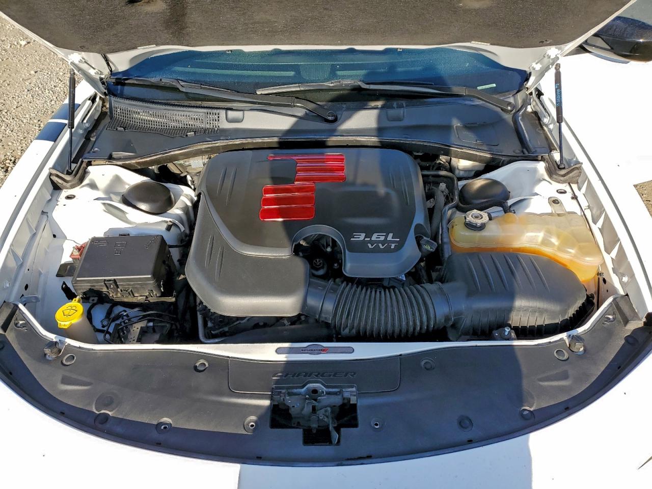 2015 DODGE CHARGER SXT photo 11