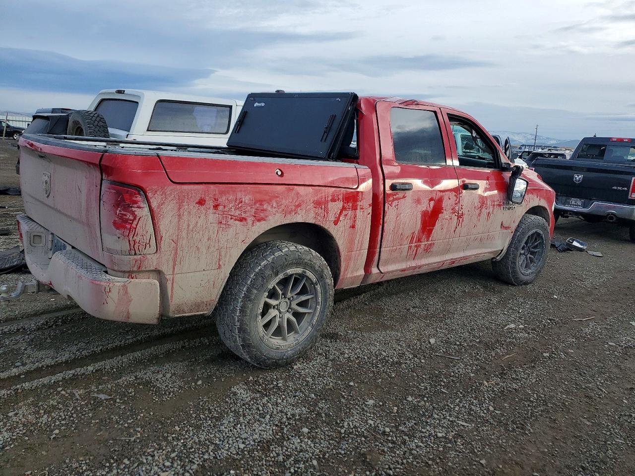 2014 RAM 1500 ST photo 3
