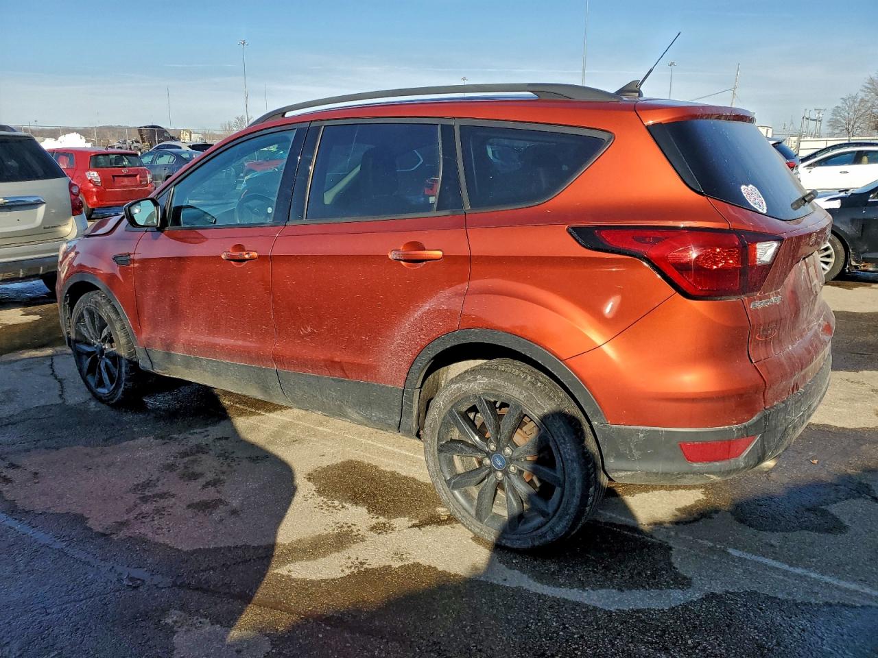 2019 FORD ESCAPE SE photo 2