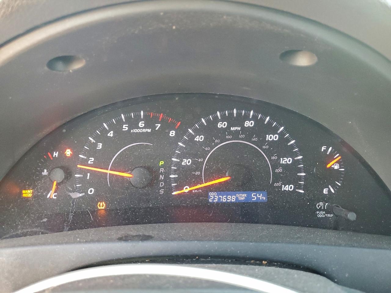 2011 TOYOTA CAMRY BASE photo 9