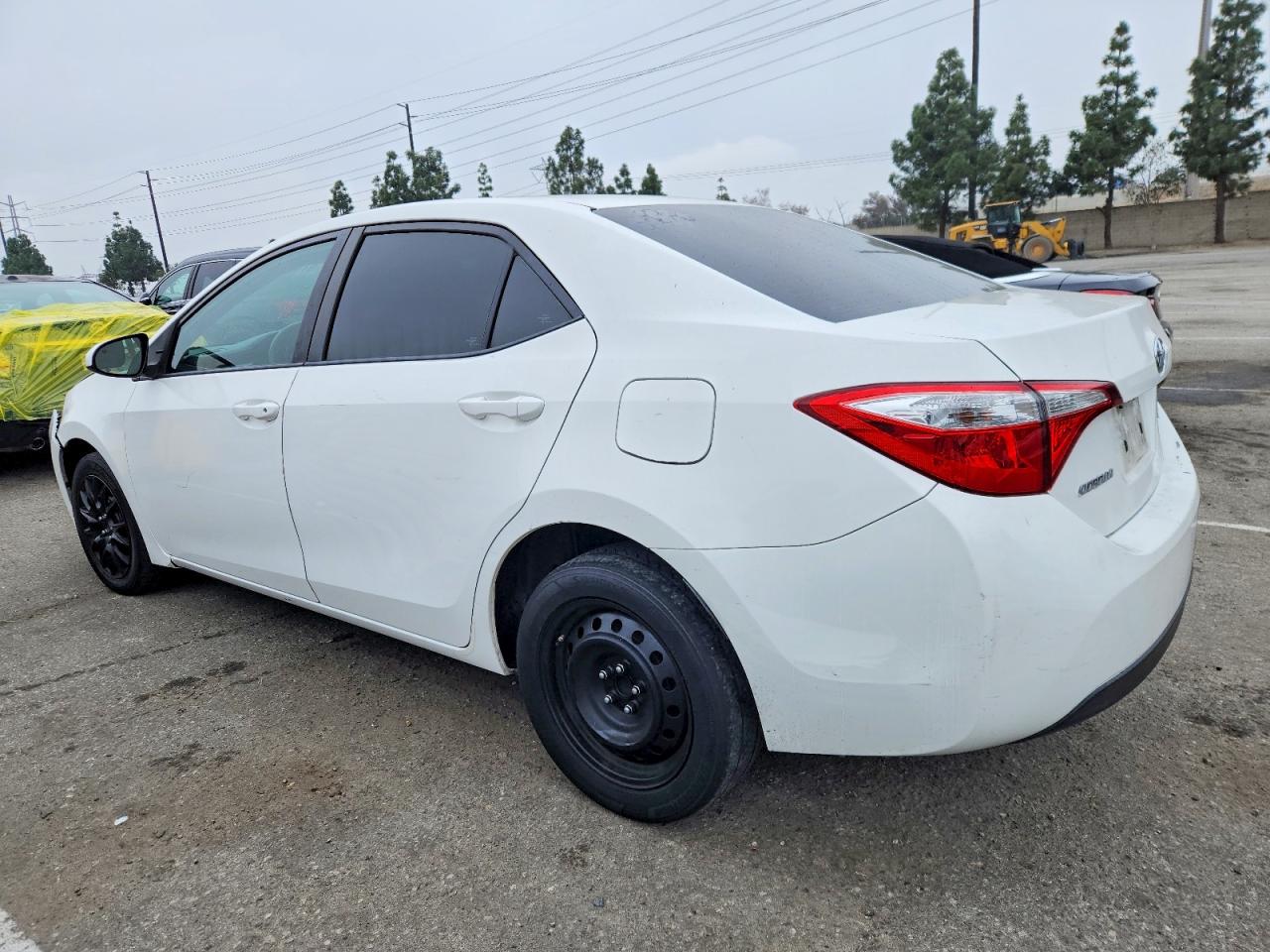 2015 TOYOTA COROLLA L photo 3
