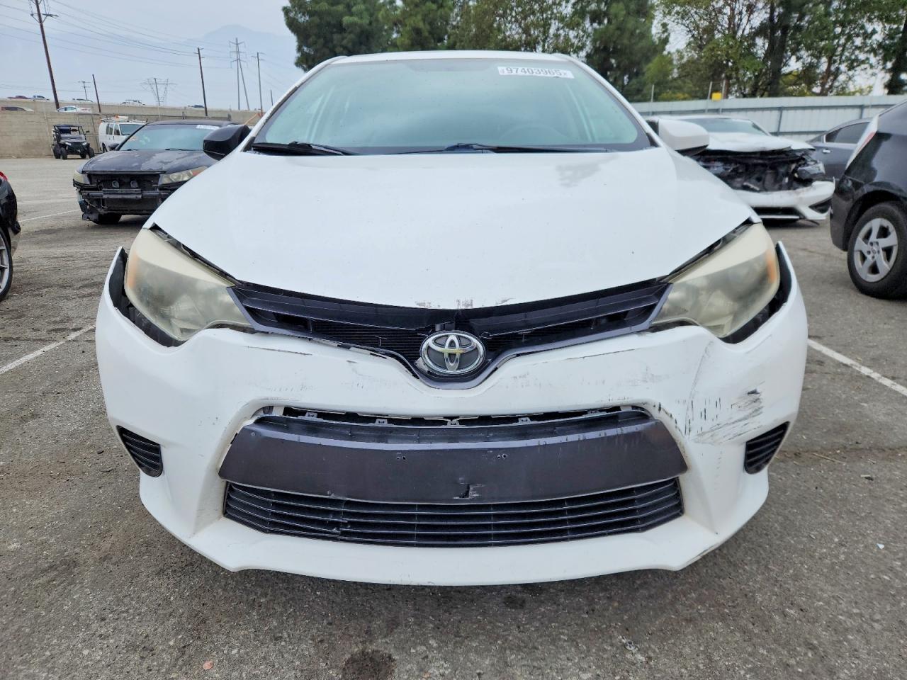 2015 TOYOTA COROLLA L photo 7