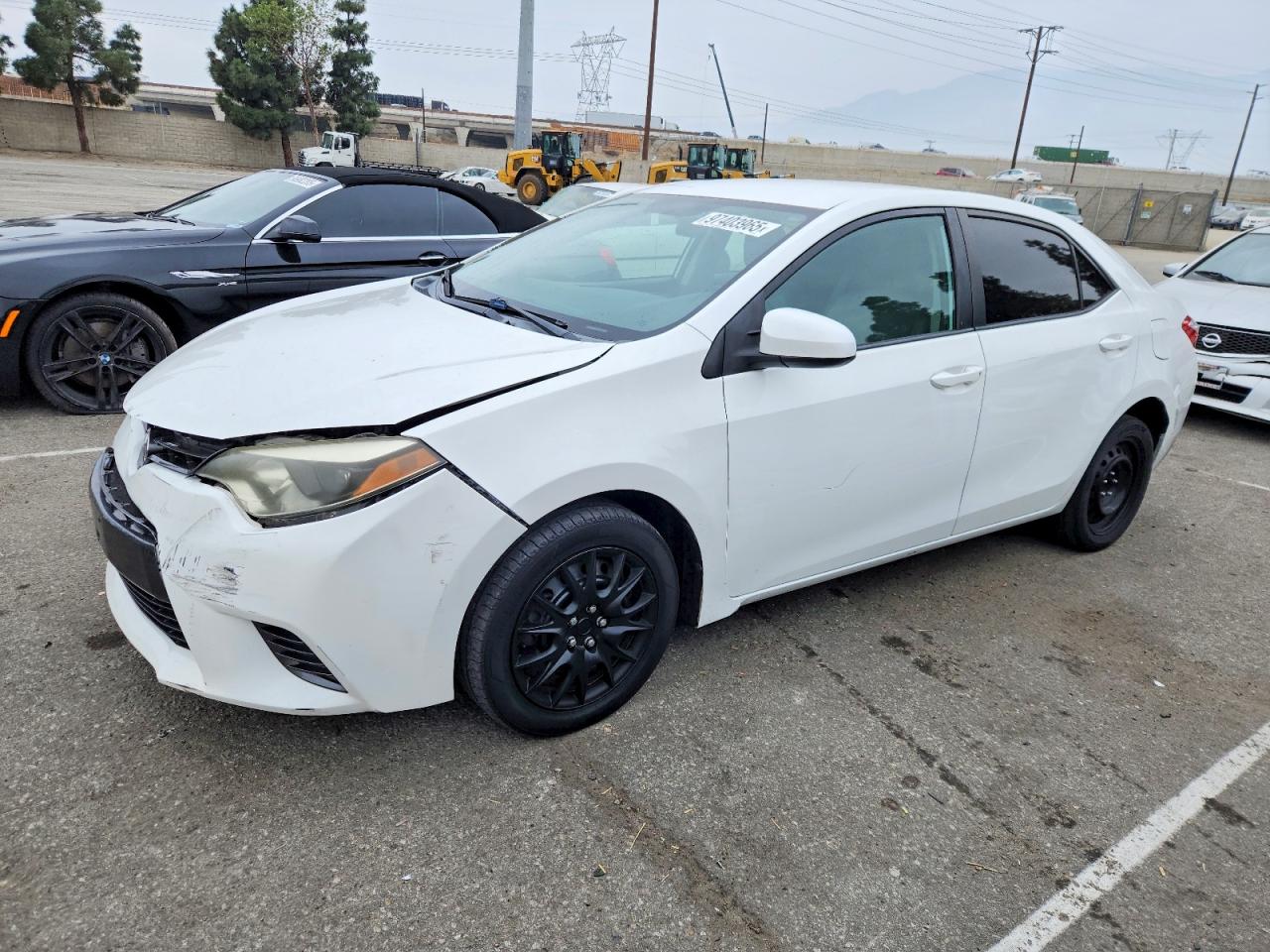 2015 TOYOTA COROLLA