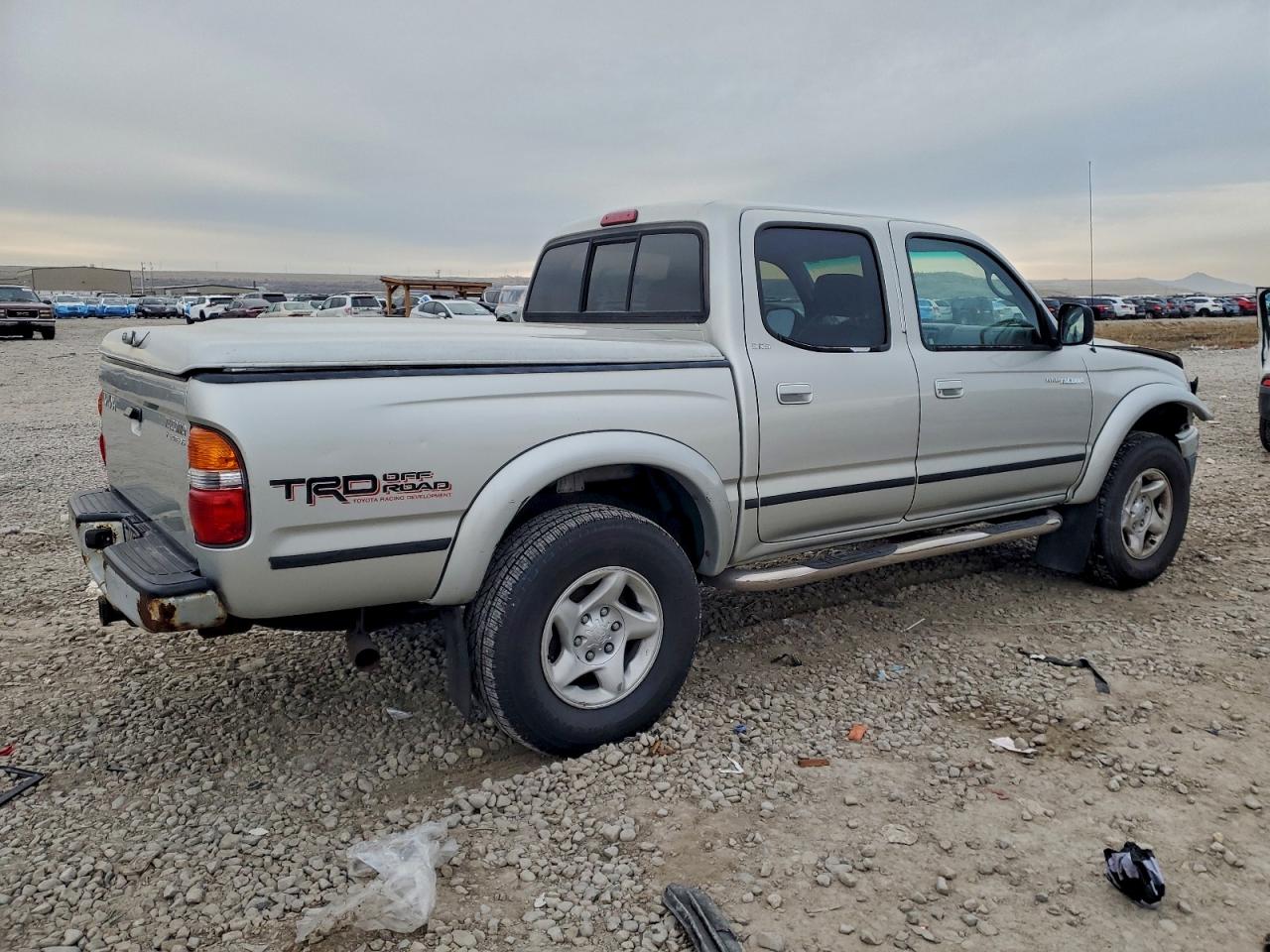 2002 TOYOTA TACOMA DOUBLE CAB PRERUNNER photo 3
