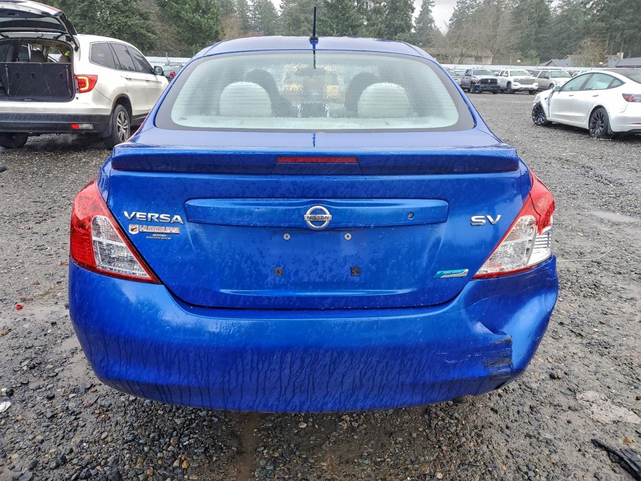 2014 NISSAN VERSA S photo 6