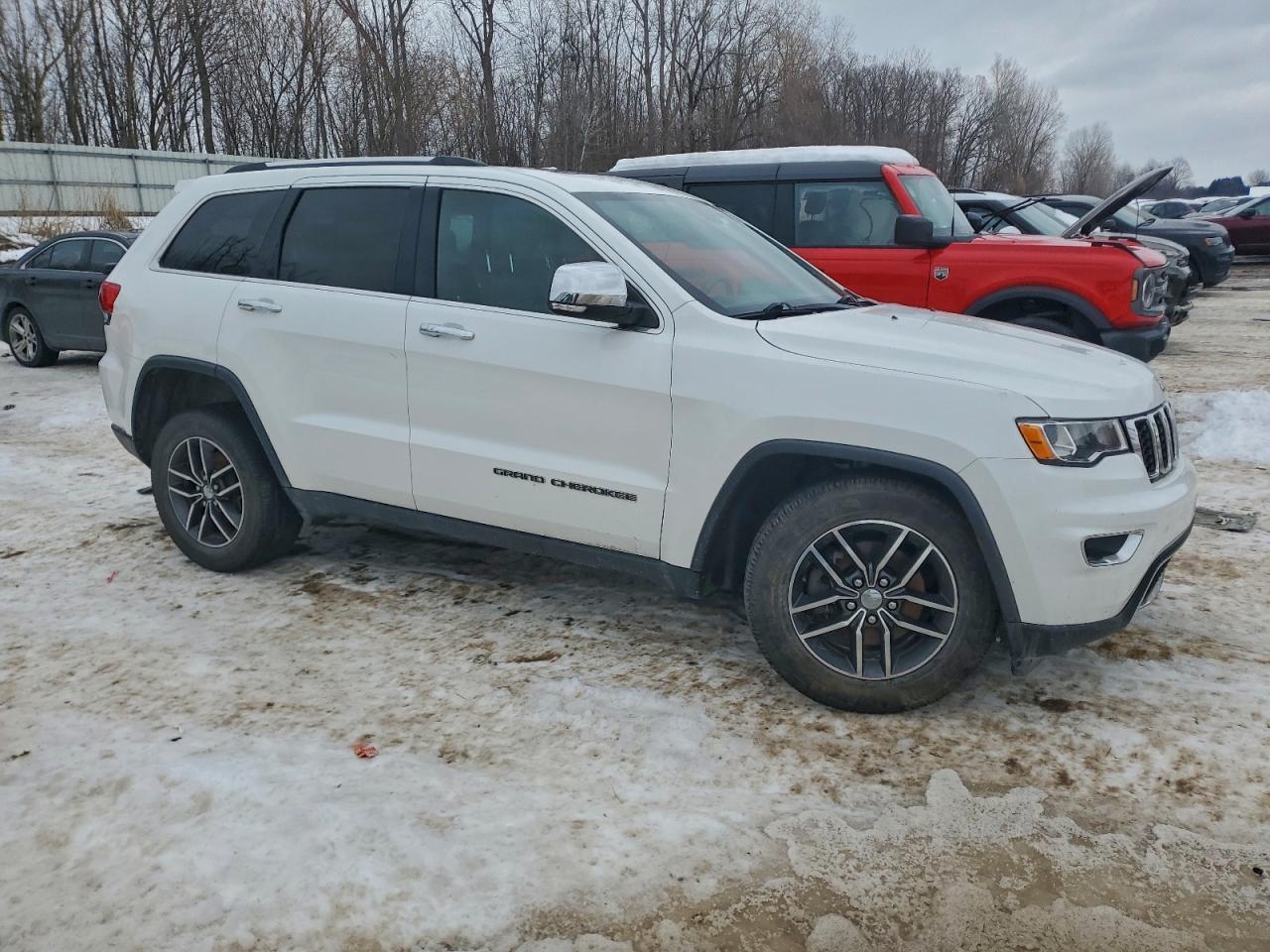 2018 JEEP GRAND CHEROKEE LIMITED photo 4