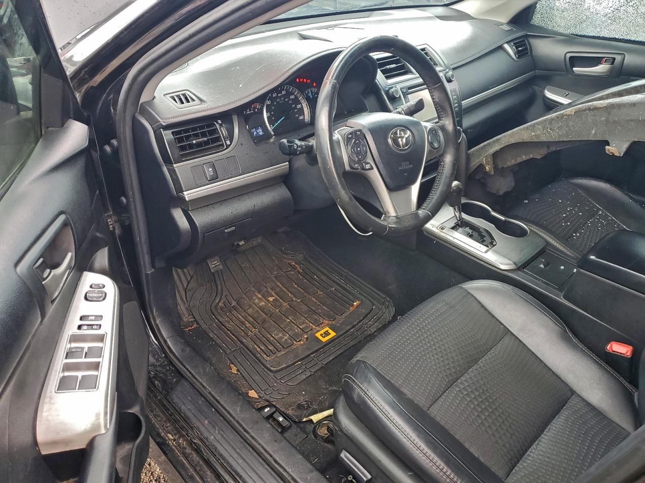 2012 TOYOTA CAMRY BASE photo 8