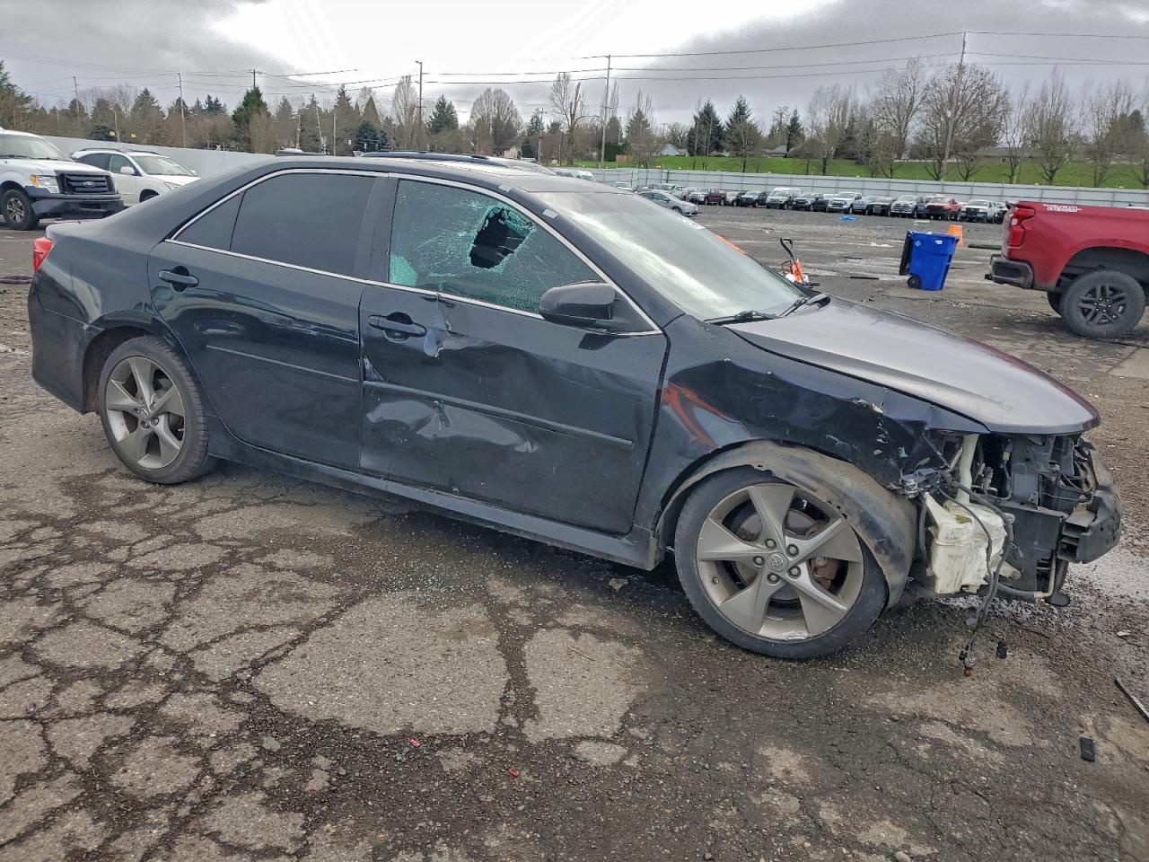 2012 TOYOTA CAMRY BASE photo 4