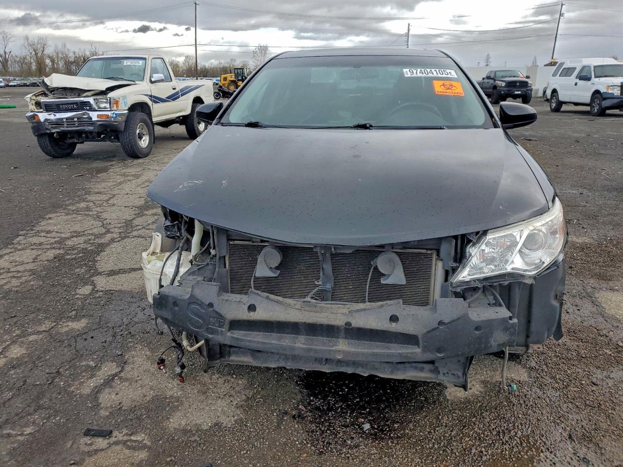 2012 TOYOTA CAMRY BASE photo 5