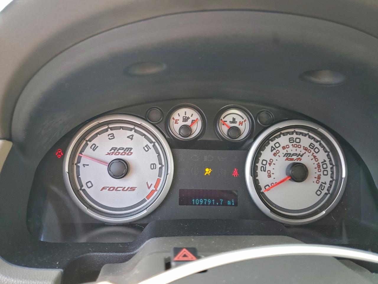 2009 FORD FOCUS SE photo 9