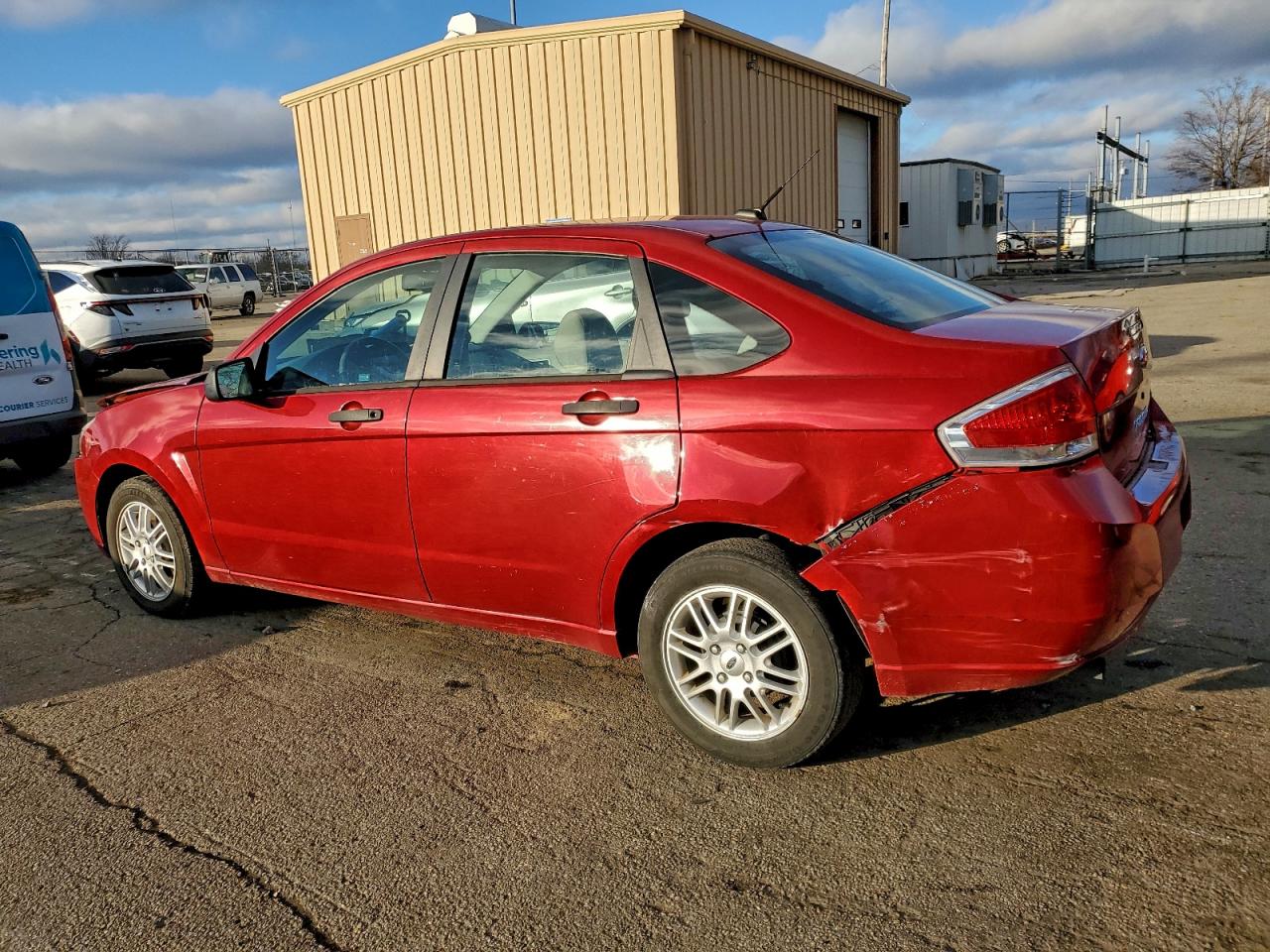 2009 FORD FOCUS SE photo 2