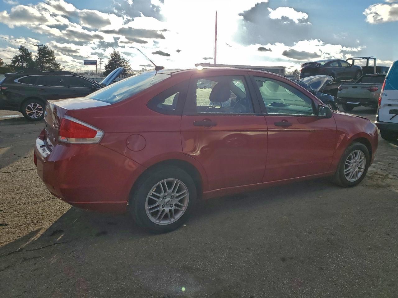 2009 FORD FOCUS SE photo 3