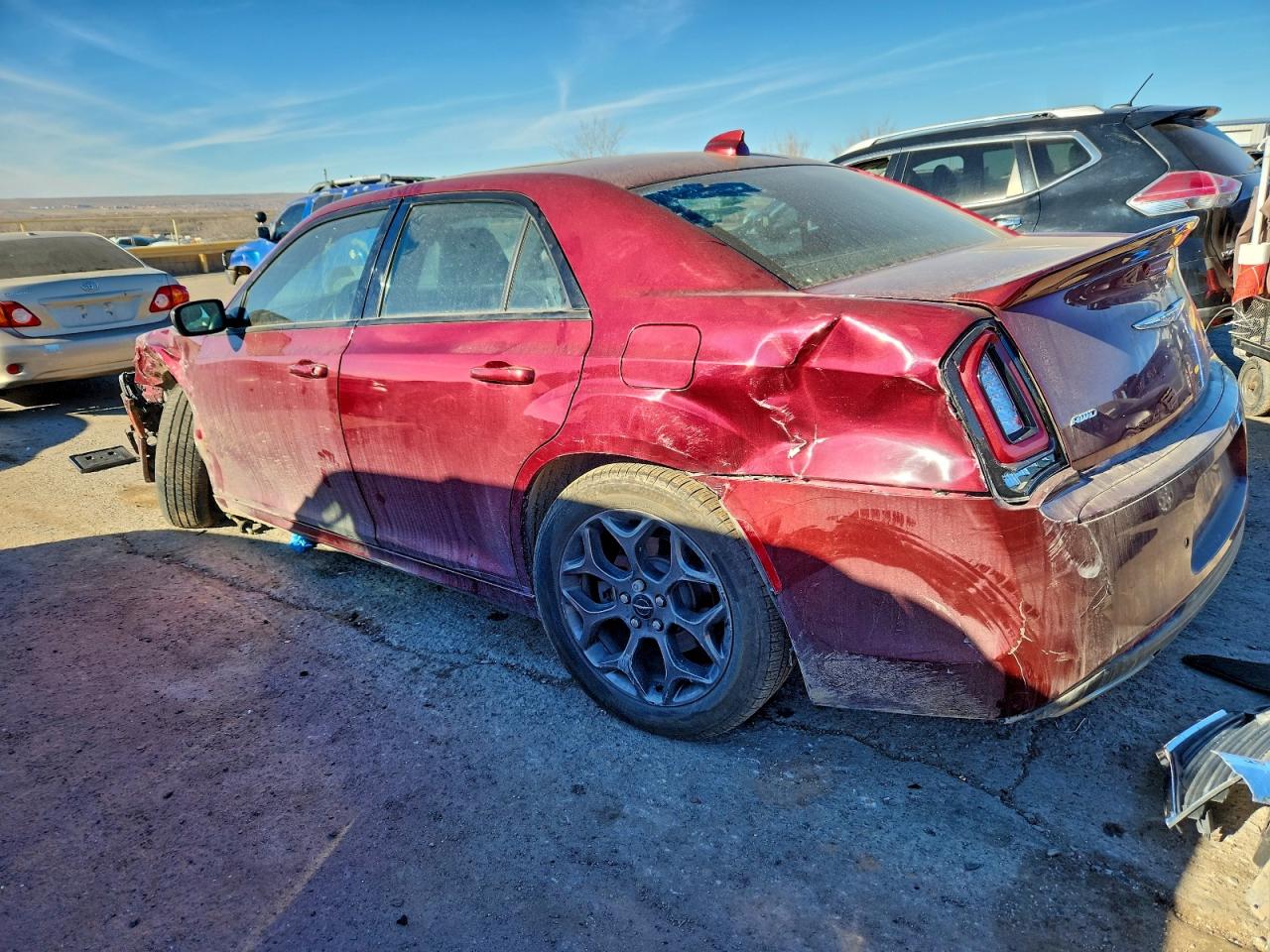 2018 CHRYSLER 300 S photo 2