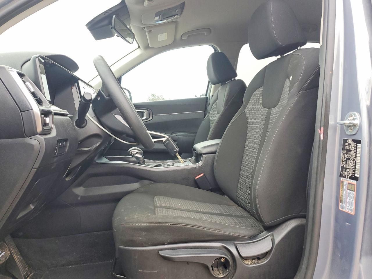 2022 KIA SORENTO LX photo 7