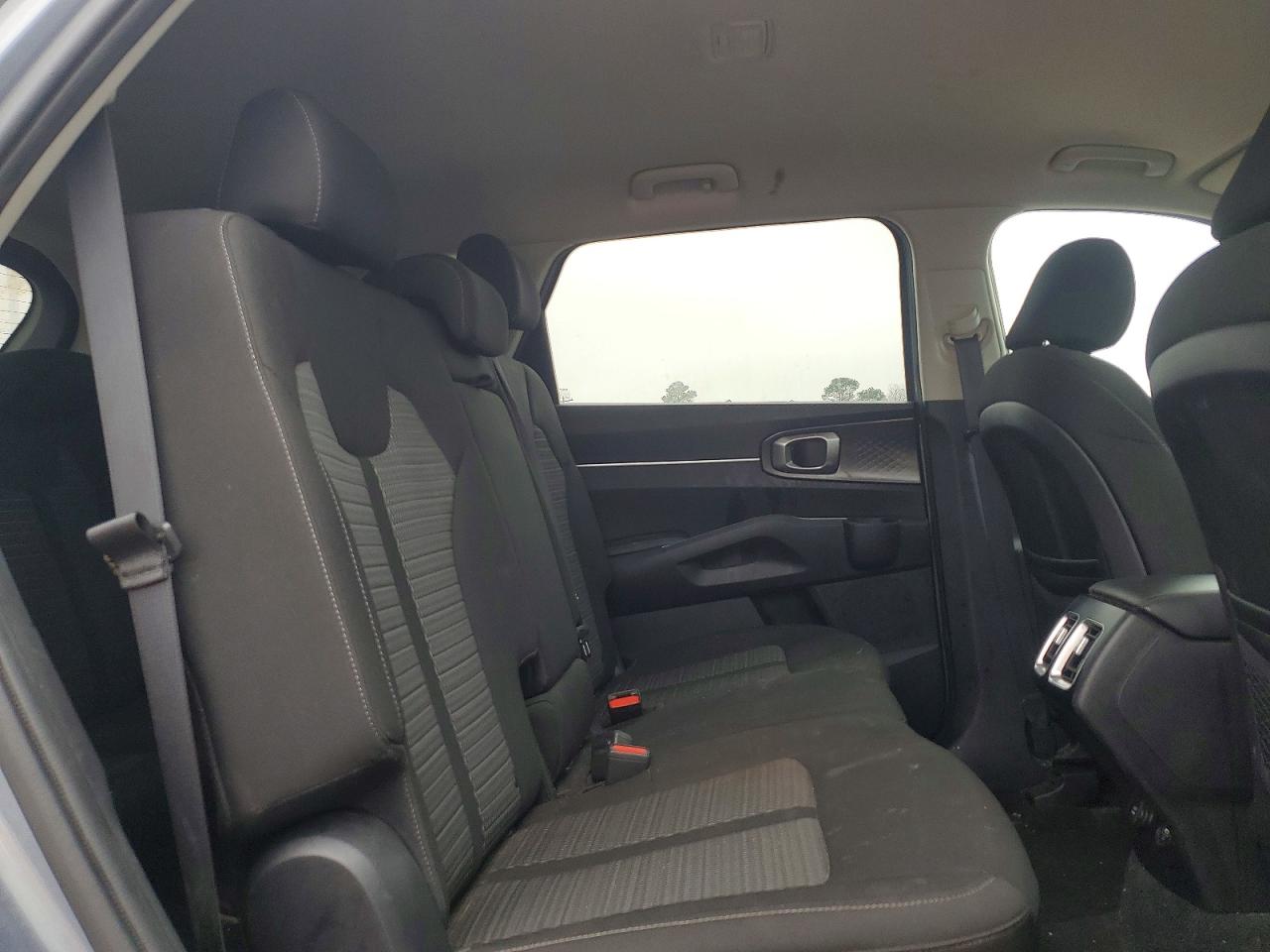 2022 KIA SORENTO LX photo 11
