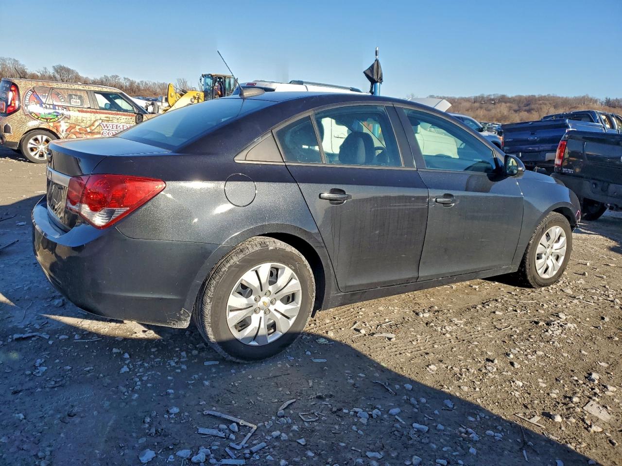 2015 CHEVROLET CRUZE LS photo 3