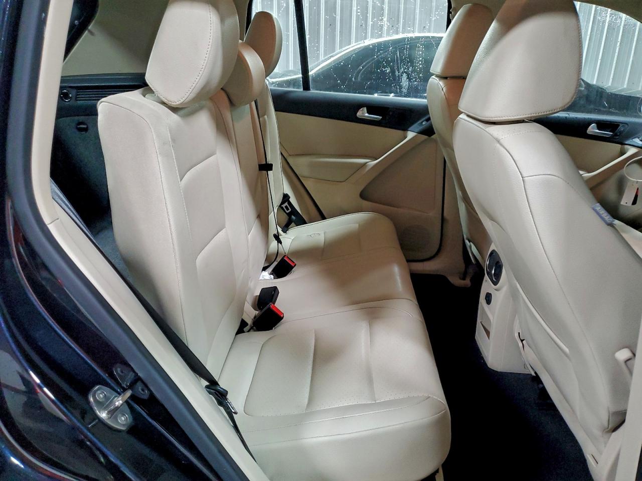 2017 VOLKSWAGEN TIGUAN S photo 11