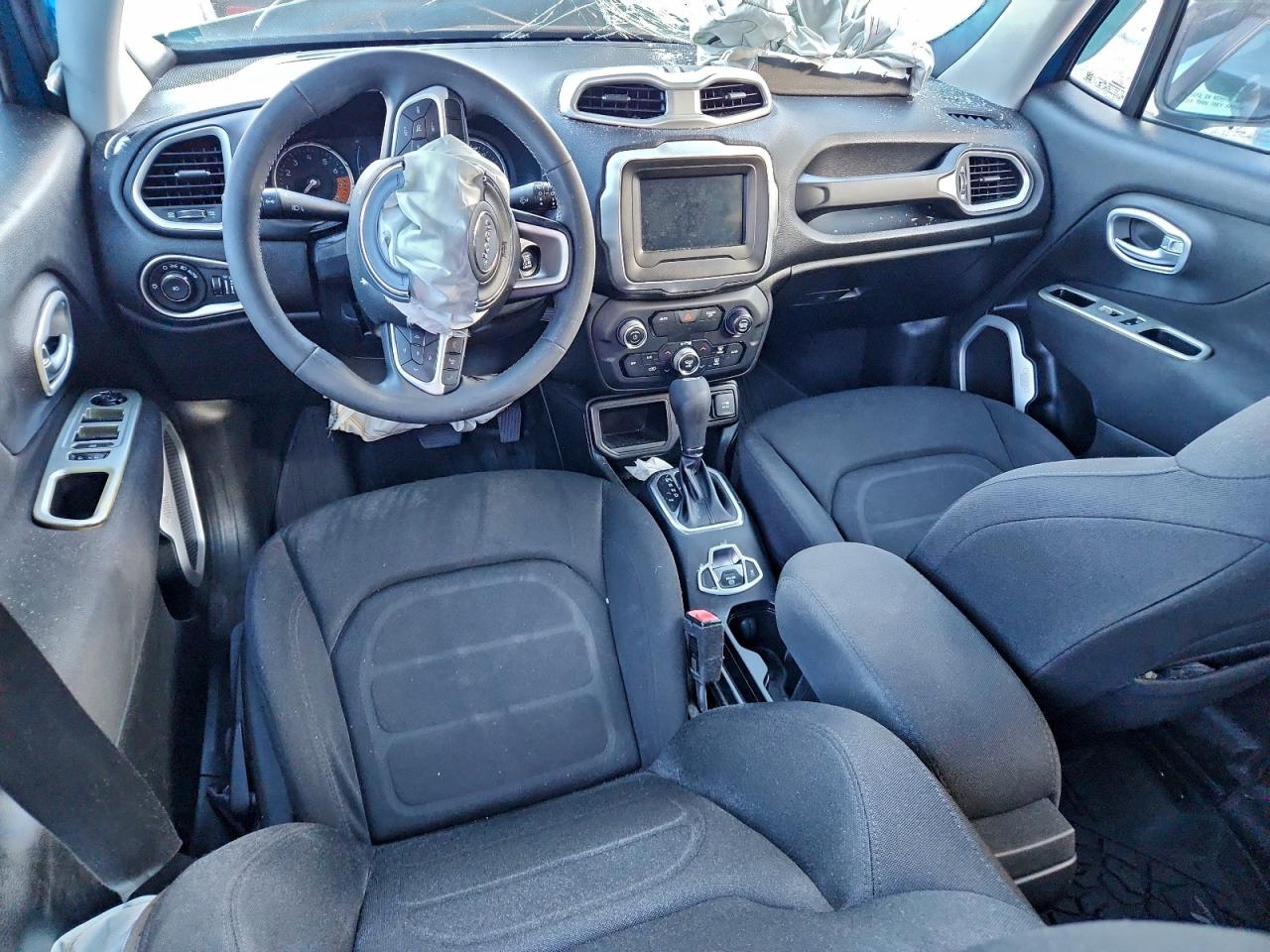 2019 JEEP RENEGADE LATITUDE photo 8