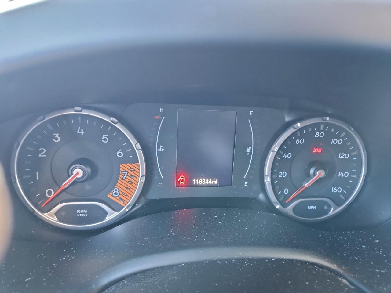 2019 JEEP RENEGADE LATITUDE photo 9