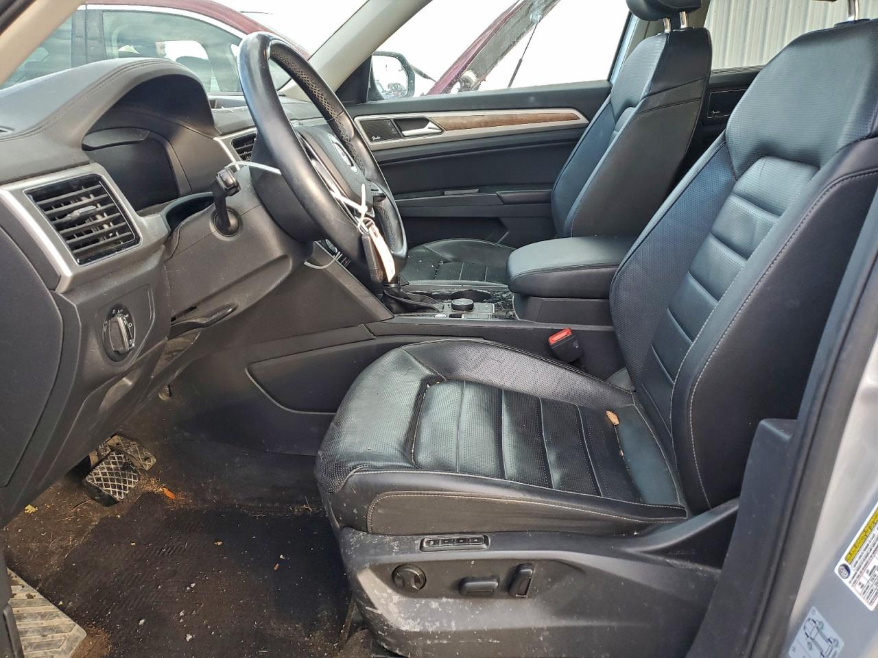 2018 VOLKSWAGEN ATLAS SEL PREMIUM photo 7