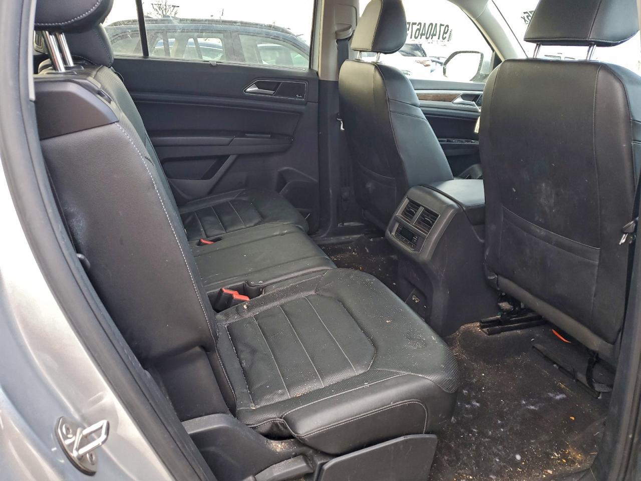2018 VOLKSWAGEN ATLAS SEL PREMIUM photo 11