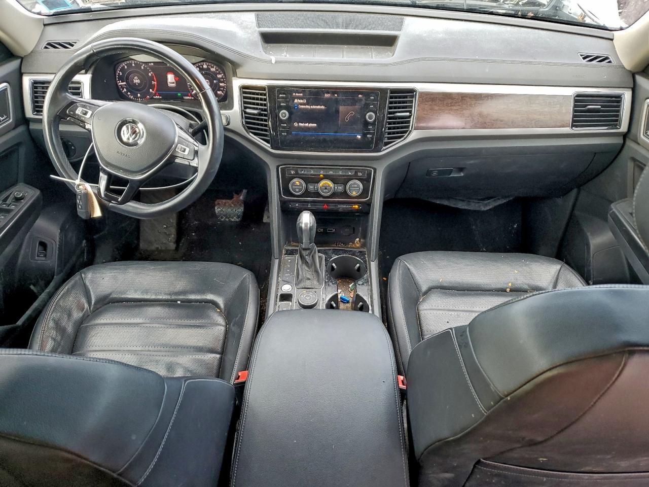 2018 VOLKSWAGEN ATLAS SEL PREMIUM photo 8