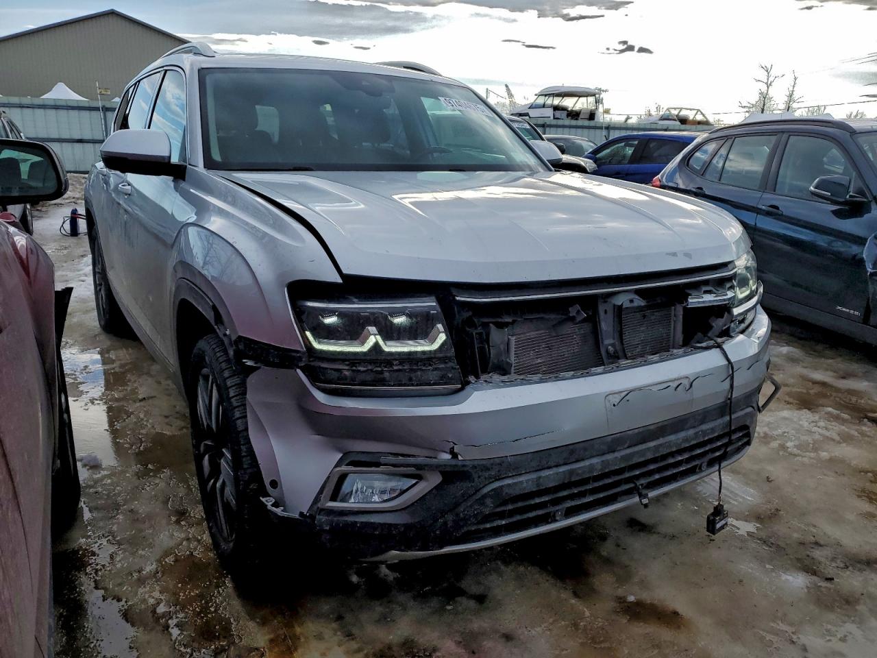 2018 VOLKSWAGEN ATLAS SEL PREMIUM photo 4